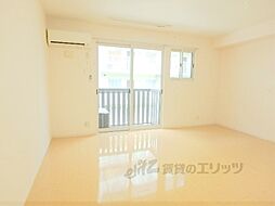 ガーデン・グレイス 211 2階1LDKのリビング/ダイニング