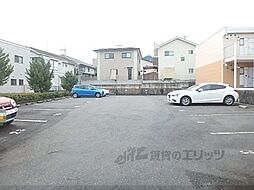 17 / 38