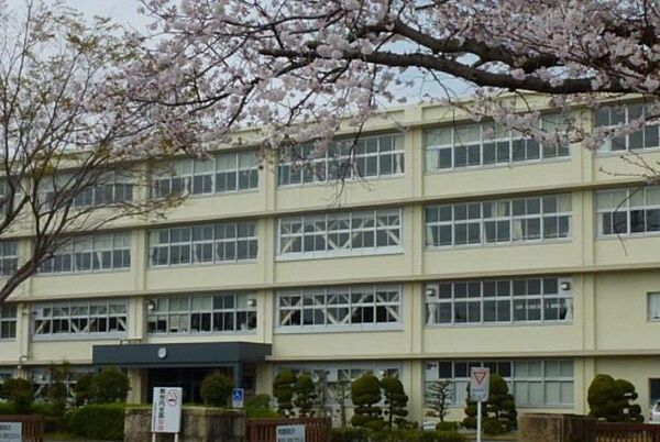 画像17:静岡県立浜松城北工業高校 2076m