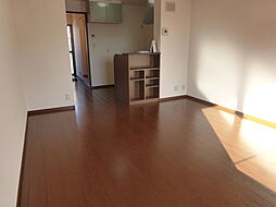 over book 2階ワンルームのリビング/ダイニング