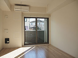 アドラブール 1階1Kのリビング/ダイニング