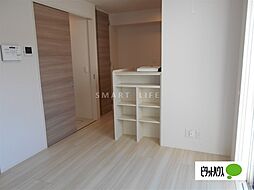 ＧＬＯＲＥ・ＫＡＴＡＴＡ 105 1階1LDKのリビング/ダイニング