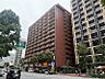 外観：港区芝浦4丁目に佇む総戸数183戸のマンション。田町・三田エリアの利便性を享受する立地です。