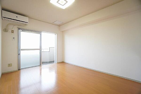 apartment 群馬県高崎市高関町
高関町の賃貸情報を見る
物件地図