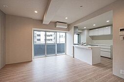 東京メトロ有楽町線 飯田橋駅 徒歩2分の賃貸マンション 3階2SLDKのリビング/ダイニング