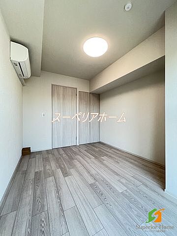 寝室