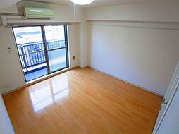 エストピア八潮 6階1Kのリビング/ダイニング