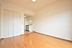 ヴィラ森林公園 7階ワンルームのリビング/ダイニング