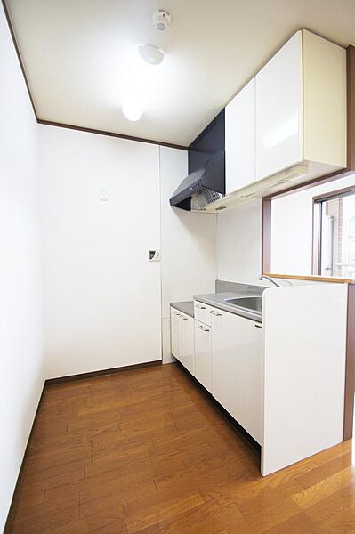 画像11:キッチンには冷蔵庫を設置するスペースもあります。