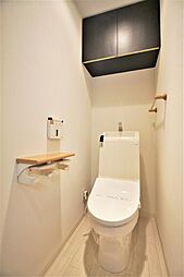 トイレは温水洗浄機能付きです。