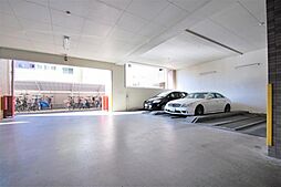 敷地内駐車場、空き状況要確認。