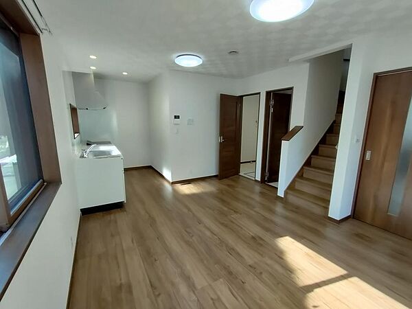 detached 埼玉県春日部市藤塚1888-19-2

地図を見る