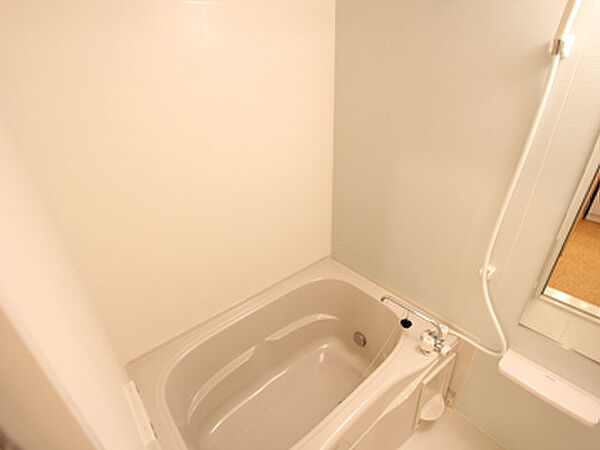 画像6:浴室(追い焚き・浴室乾燥付き)