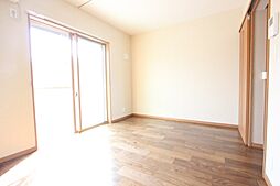 インレット荒川沖 II B棟 105号室 1階1Kのリビング/ダイニング