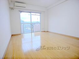 メゾンド亜地路義 102 1階1Kのリビング/ダイニング