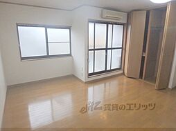 ライル八幡荘 101 1階ワンルームのリビング/ダイニング