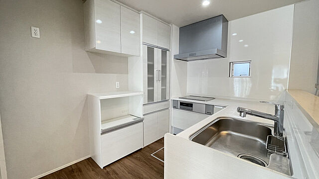 キッチン 富山市奥田本町5-28