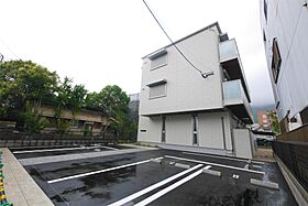 ラピス・ラジュリ  ｜ 福岡県北九州市小倉北区下富野4丁目（賃貸アパート1LDK・1階・41.20㎡） その1