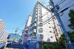 ピュアシティ小倉  ｜ 福岡県北九州市小倉北区江南町（賃貸マンション1K・7階・27.75㎡） その1