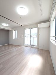 SHIZUKA 大里 3階2LDKのリビング/ダイニング