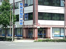 七十七銀行・・・120ｍ