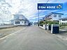 外観：前面道路