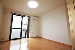 JR北陸本線 長浜駅 バス15分 新栄口下車 徒歩10分の賃貸マンション 1階1Kのリビング/ダイニング