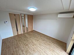 アビエスII 1階1Kの室内