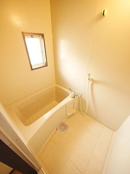 apartment 茨城県日立市諏訪町３丁目
地図を見る