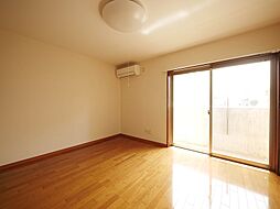 プラザマンション 102 1階1LDKのリビング/ダイニング