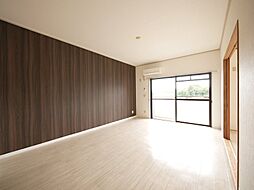 ベレガンス日立 203 2階3LDKのリビング/ダイニング