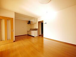 グリュックハイム 302 3階3LDKのリビング/ダイニング