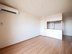 オパール・サン・セリテ 202 2階2LDKのリビング/ダイニング