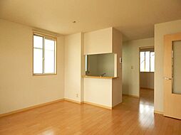 ライズヴィレッジ甘木　A棟 102 1階2LDKのリビング/ダイニング