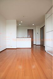 シュトラール C101 1階3LDKのリビング/ダイニング