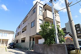 グランヴィレッジ泉ヶ丘 203 ｜ 石川県金沢市泉が丘２丁目（賃貸マンション1R・2階・25.16㎡） その1