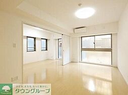 フォレシティ富ヶ谷 201 1階2LDKのリビング/ダイニング