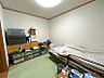 その他：【リビング以外の居室】LDKの他には洋室が5部屋ございます。お部屋の数が多い分、多用途に使えるのが嬉しいですね。
