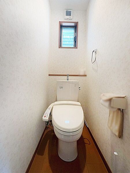 トイレを拡大表示