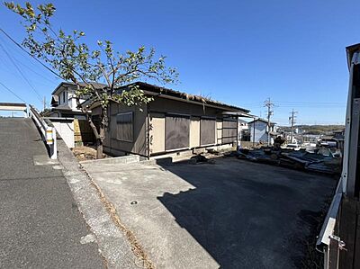 外観：日当たり良好な平屋建てです♪