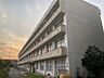 周辺：東部中学校まで　804m　徒歩約11分●知・徳・体の調和のとれた人格形成を目指すと共に、生涯にわたり、成長と発達を続けていこうとする生きる力の基礎を養う事を教育目標にしています。
