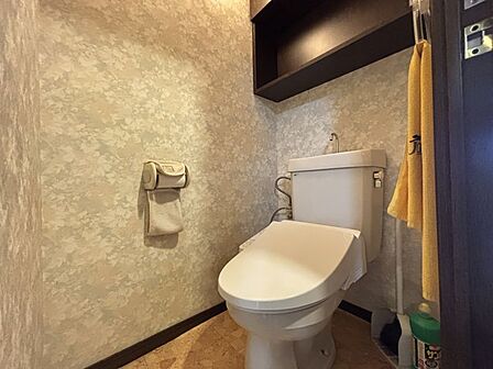 温水洗浄便座のおトイレです♪