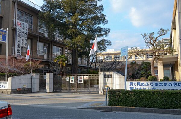 画像25:茨木市立養精中学校(中学校)まで332m