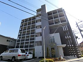 カンナビーノ  ｜ 大阪府高槻市上牧南駅前町（賃貸マンション1K・1階・32.40㎡） その1