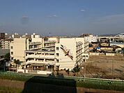 茨木市立天王中学校(中学校)まで1300m