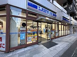 【コンビニエンスストア】ローソン 山下町本町通店まで55ｍ