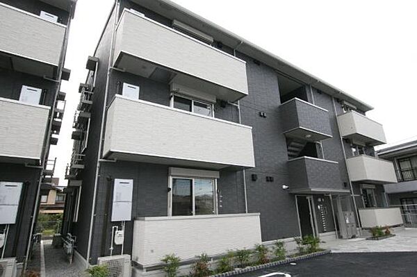 香川県高松市屋島西町(賃貸アパート1LDK・1階・42.79㎡)の写真 その1