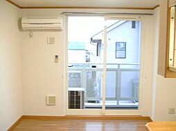 カリーノ 2階1LDKのリビング/ダイニング