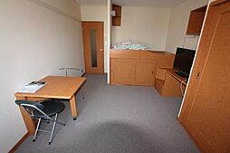 レオパレス華 2階1Kのリビング/ダイニング