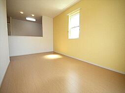 グローヴ・ガーデンV 1階1LDKのリビング/ダイニング